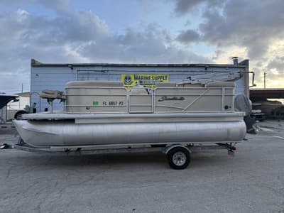 BOATZON | Godfrey SW 2086 BF 2015