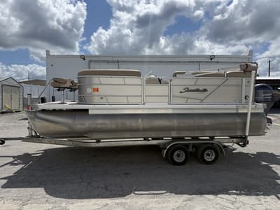 BOATZON | Godfrey SW 2086 BF 2017