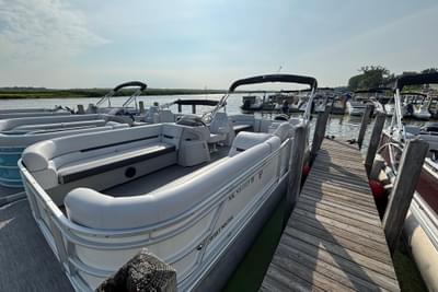 BOATZON | Godfrey Sw2286SB 2024 BOATZON | Godfrey Sw2286SB 2024