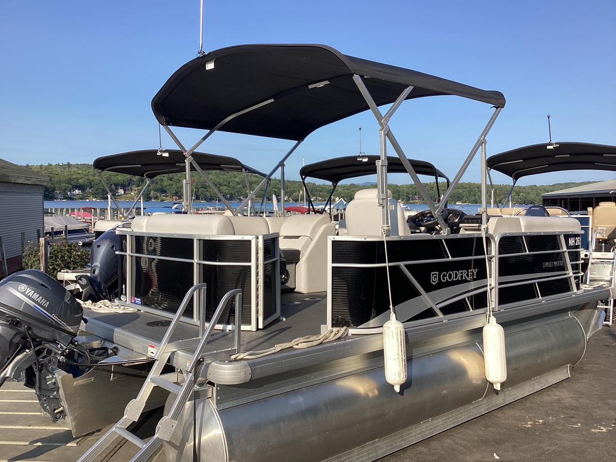 2023 Godfrey Godfrey Sweetwater 1886 C 2023 - Sold Boat