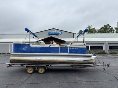 BOATZON | Godfrey Sweetwater 2015