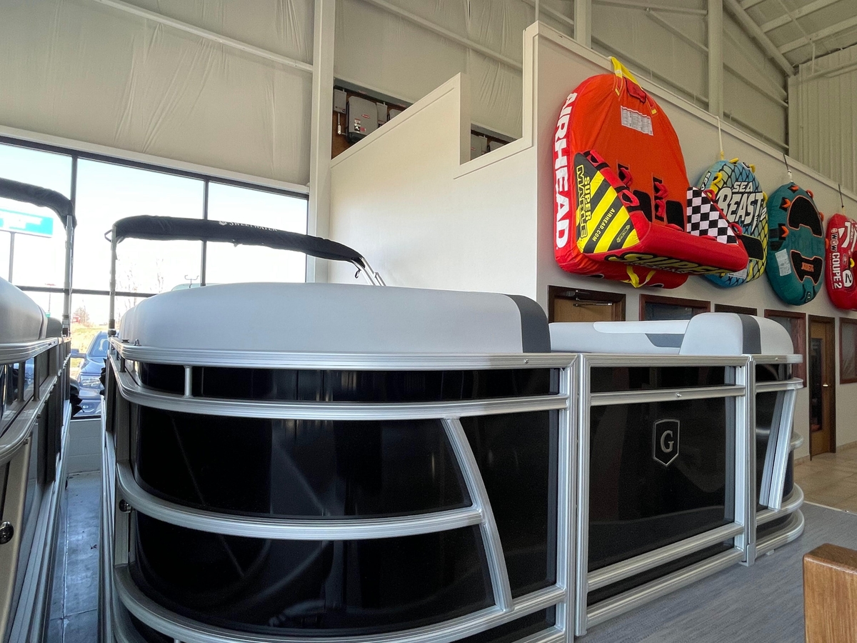 2025 Godfrey Sweetwater 2086 C - Sold Boat