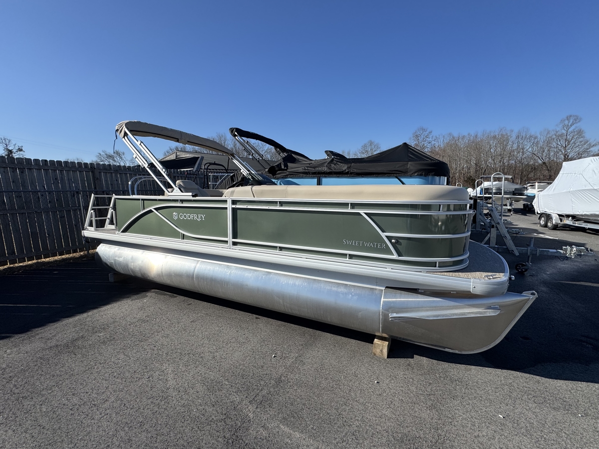 2026 Godfrey Godfrey Sweetwater 2086 CPSE 2026 - Sold Boat