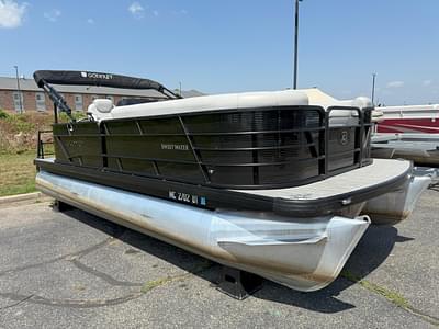 BOATZON | Godfrey Sweetwater 2186 C 2022 BOATZON | Godfrey Sweetwater 2186 C 2022