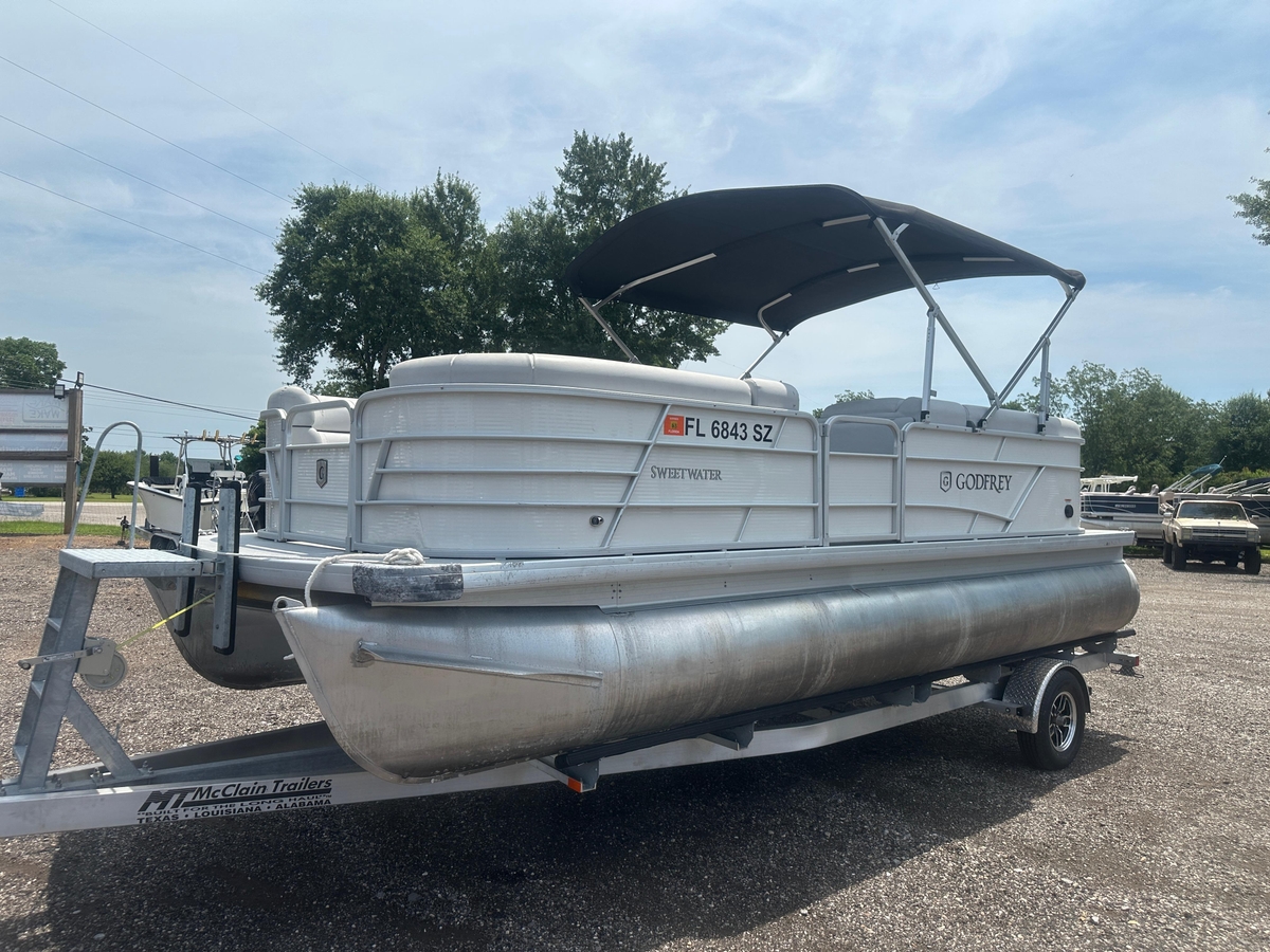 2021 Godfrey SWEETWATER 2186 SB - Sold Boat