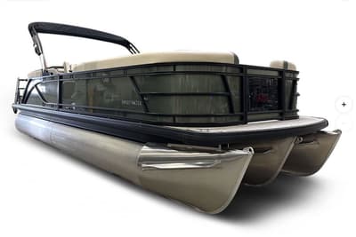 BOATZON | Godfrey Sweetwater 22 Split Bench Tritoon  2286 SBC 2026