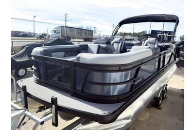 BOATZON | Godfrey Sweetwater 22 Split Bench Tritoon  2286 SBC 2026