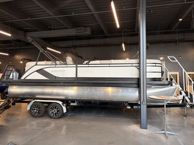 BOATZON | Godfrey Sweetwater 2286 2026