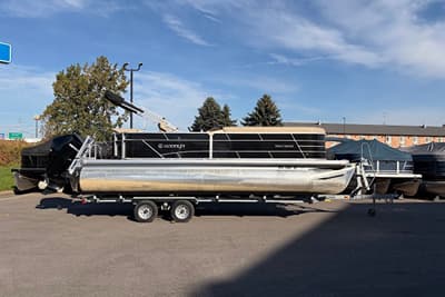 BOATZON | Godfrey Sweetwater 2286 C 2021
