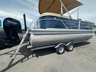 BOATZON | Godfrey Sweetwater 2286 C 2021