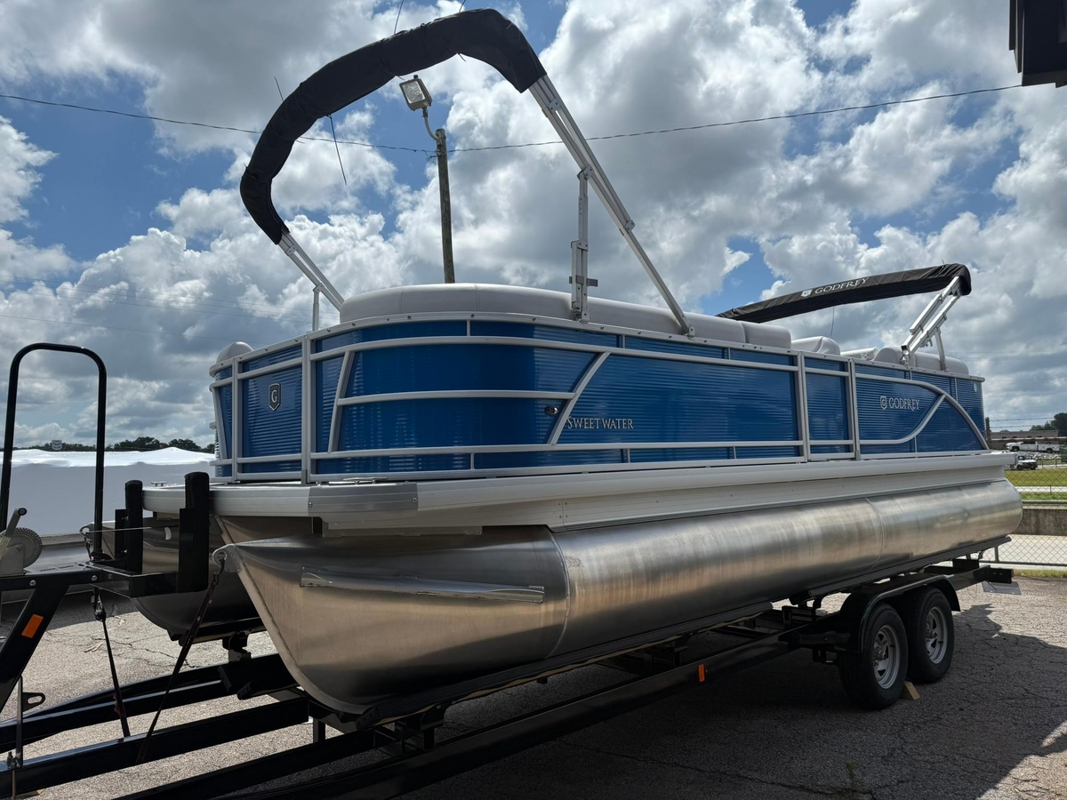 2024 Godfrey Sweetwater 2286 SB - Sold Boat