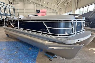 BOATZON | Godfrey Sweetwater 2286 SB 2026