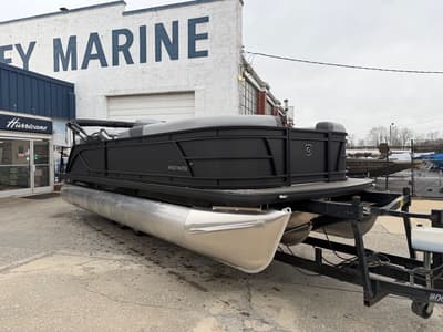 BOATZON | Godfrey Sweetwater 2286 SBC  250 Yamaha SHO 2026