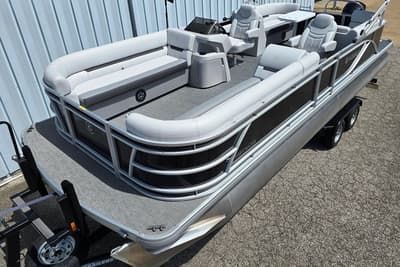 BOATZON | Godfrey Sweetwater 2286 SBC Extended Triple Tube Deck 2024