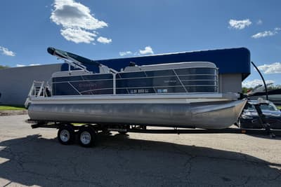 BOATZON | Godfrey Sweetwater 2286 SBX 2022 BOATZON | Godfrey Sweetwater 2286 SBX 2022