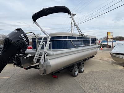 BOATZON | Godfrey Sweetwater 2286 SBX TriToon  150 Suzuki 2026