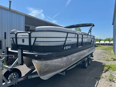 BOATZON | Godfrey Sweetwater 2286 SFL 2022