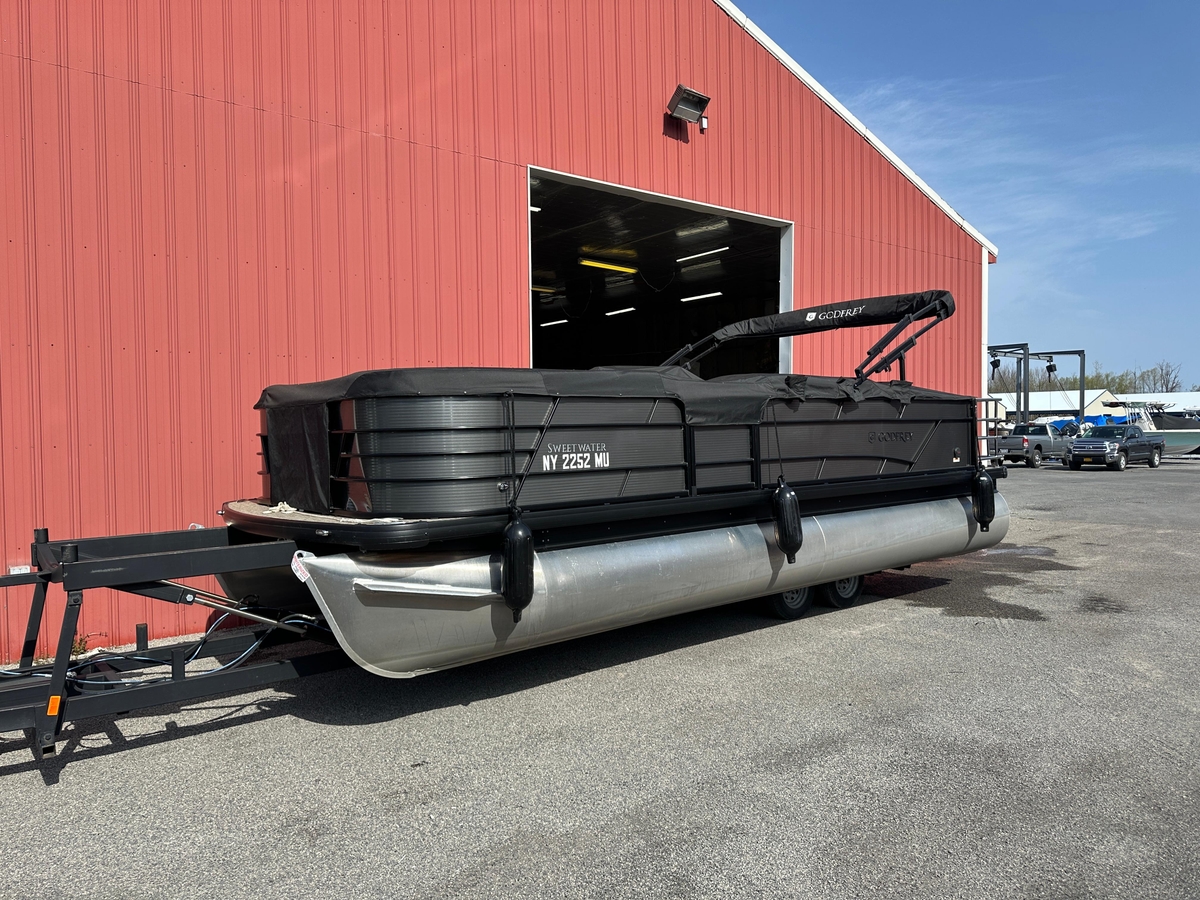 2023 Godfrey Sweetwater 2286 SFL - Sold Boat