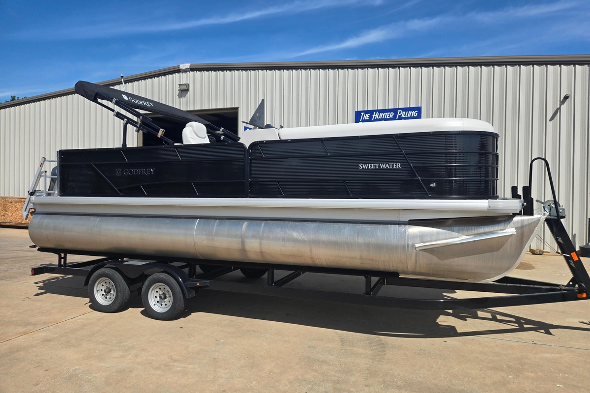 2023 Godfrey Sweetwater 2286 SFL - Sold Boat