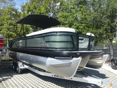 BOATZON | Godfrey Sweetwater 2286 SFL 2027 BOATZON | Godfrey Sweetwater 2286 SFL 2027