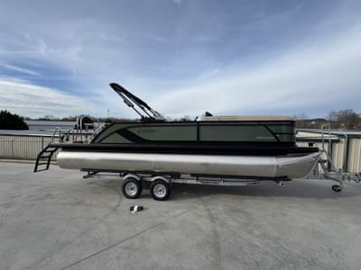 BOATZON | Godfrey Sweetwater 2286 SFLC 2026