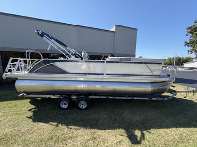BOATZON | Godfrey Sweetwater 2286 SFLC 2027