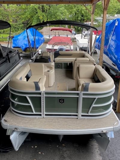 BOATZON | Godfrey Sweetwater 2286 Single Flip Lounge 2026 BOATZON | Godfrey Sweetwater 2286 Single Flip Lounge 2026