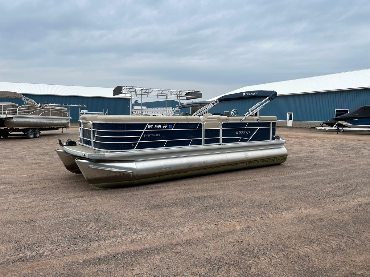 2022 Godfrey Sweetwater 2386 C - Sold Boat