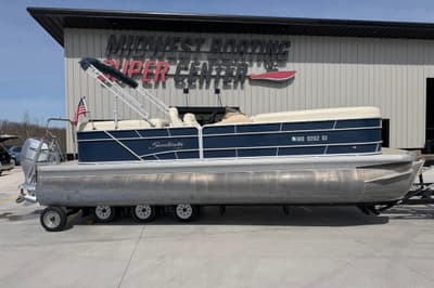 BOATZON | Godfrey Sweetwater 2486 SB 2018