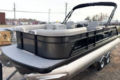 BOATZON | Godfrey Sweetwater Xperience 22 Single Flip Lounge Tritoon 2286 SFLX 2026 BOATZON | Godfrey Sweetwater Xperience 22 Single Flip Lounge Tritoon 2286 SFLX 2026