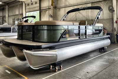 BOATZON | Godfrey Sweetwater Xperience 22 Split Bench Tritoon  2286 SBX 2027