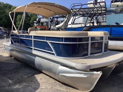 BOATZON | Godfrey Xperience 2286 SBX 2026