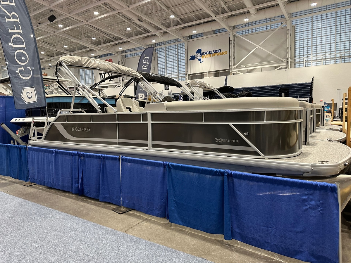 2025 Godfrey Xperience 2286 SFLX - Sold Boat