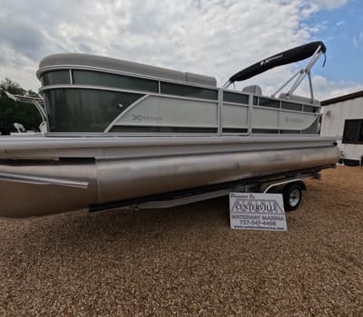 BOATZON | Godfrey Xperience Lounge 2286 SBX 2027