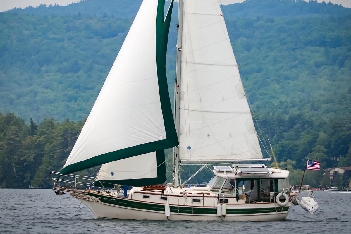 1991 Gozzard 31 - Sold Boat