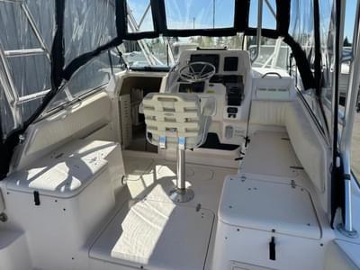 BOATZON | Grady White 265 Express Walk Around 2001