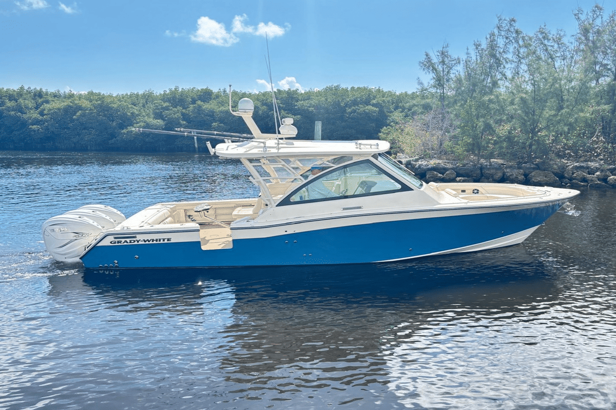 2020 Grady-White FREEDOM 375 - Sold Boat