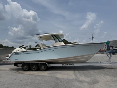 BOATZON | Grady-White Canyon 326 2026