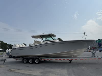 BOATZON | Grady-White Canyon 386 2027
