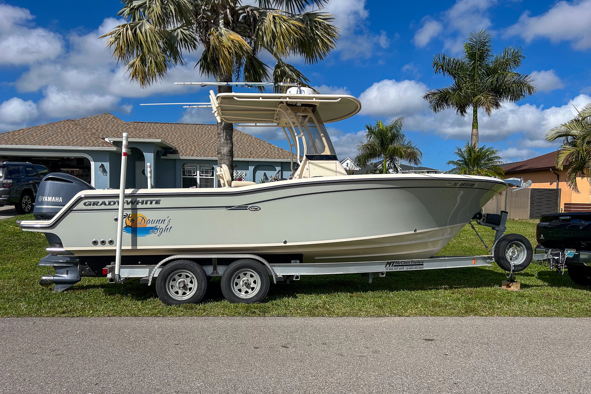 2017 Grady-White FISHERMAN 236 - Sold Boat