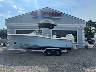 BOATZON | Grady-White Freedom 215 2027 BOATZON | Grady-White Freedom 215 2027