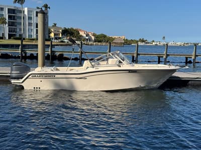 BOATZON | Grady White Freedom 235 2018