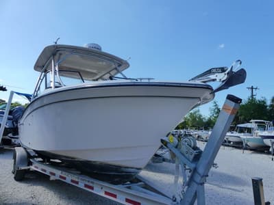 BOATZON | Grady White Freedom 255 2016