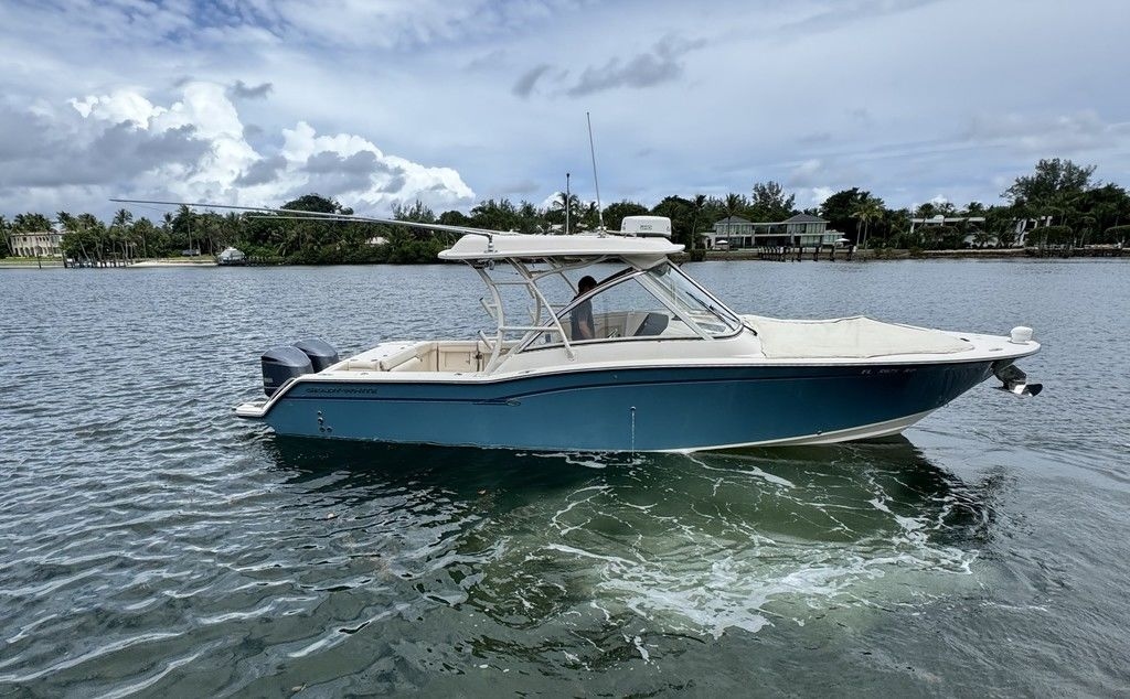 2018 Grady White Freedom 325 - Sold Boat