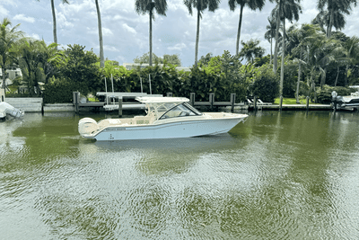 BOATZON | Grady-White Freedom 325 2025
