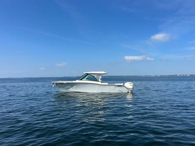 BOATZON | Grady-White Freedom 325 2027