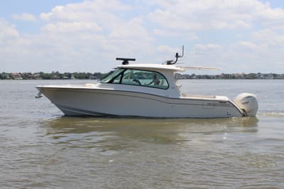 BOATZON | Grady-White Freedom 415 2026