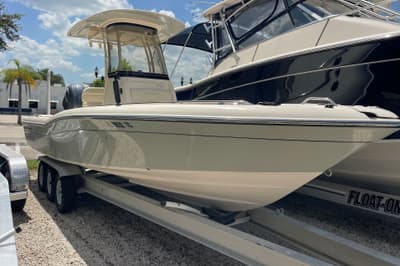 BOATZON | GradyWhite 251 Coastal Explorer 2022