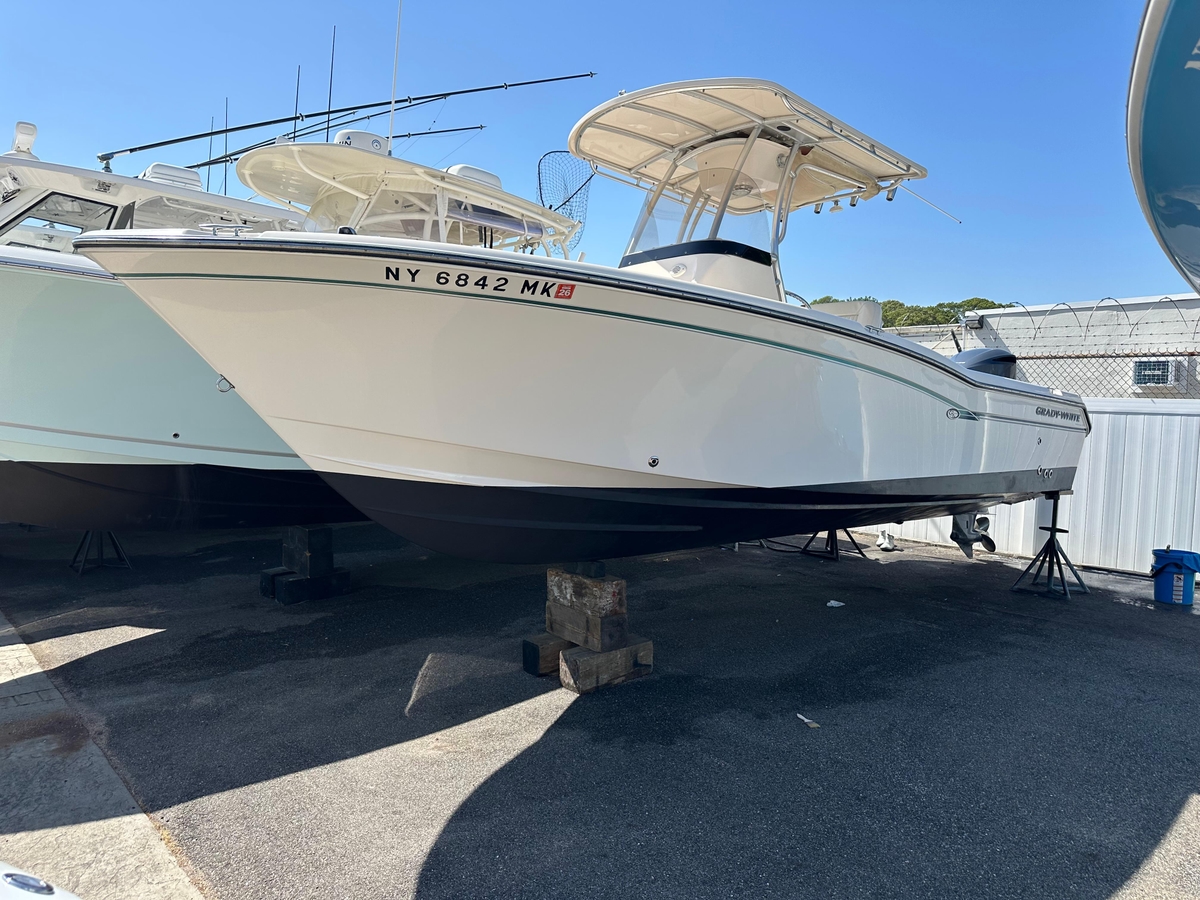 2015 GradyWhite Advance 257 - Sold Boat