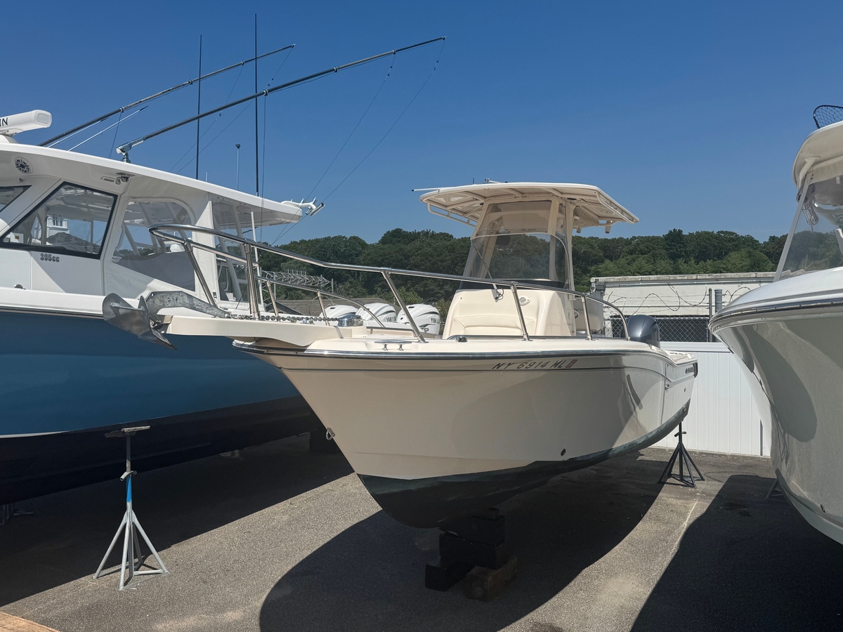 2016 GradyWhite Advance 257 - Sold Boat